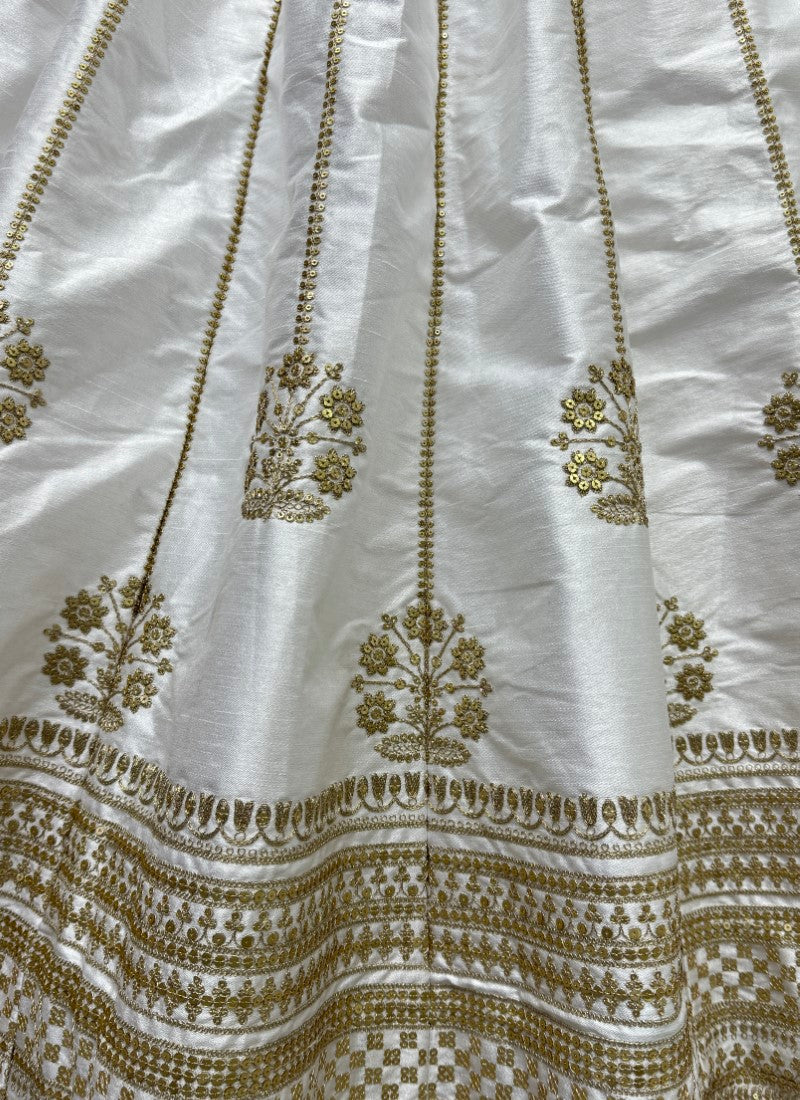 Pure Chinon & Silk Crafted in metalic Sequins with zari Embroidery Flaired Partywear Lehengacholi
