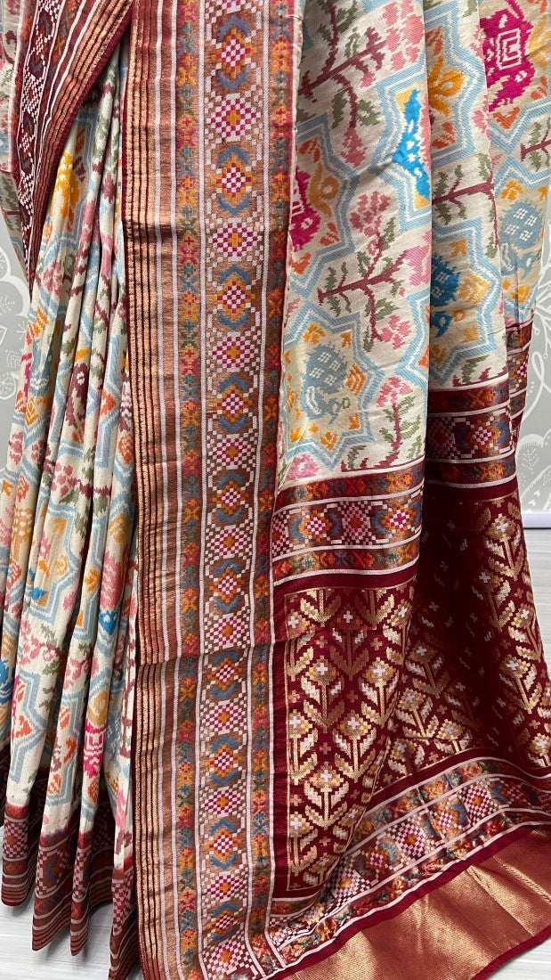 Pure Meena Silk and Dyed Silk Thread Crafted Authentic Patola Saree