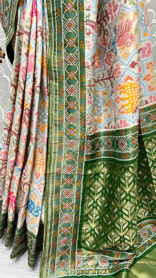 Pure Meena Silk and Dyed Silk Thread Crafted Authentic Patola Saree