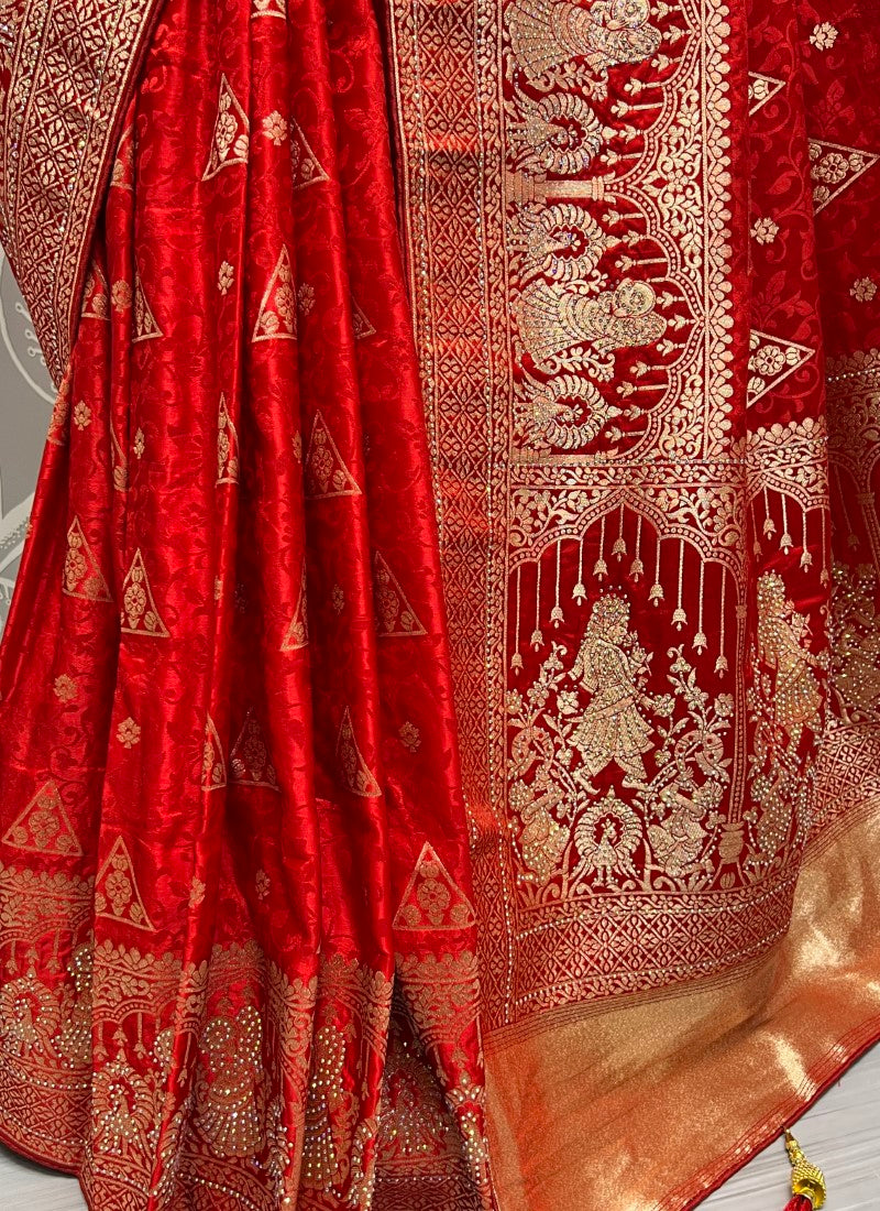Red Shining Silk Weaving in mettalic Zari Silk Saree With Blouse