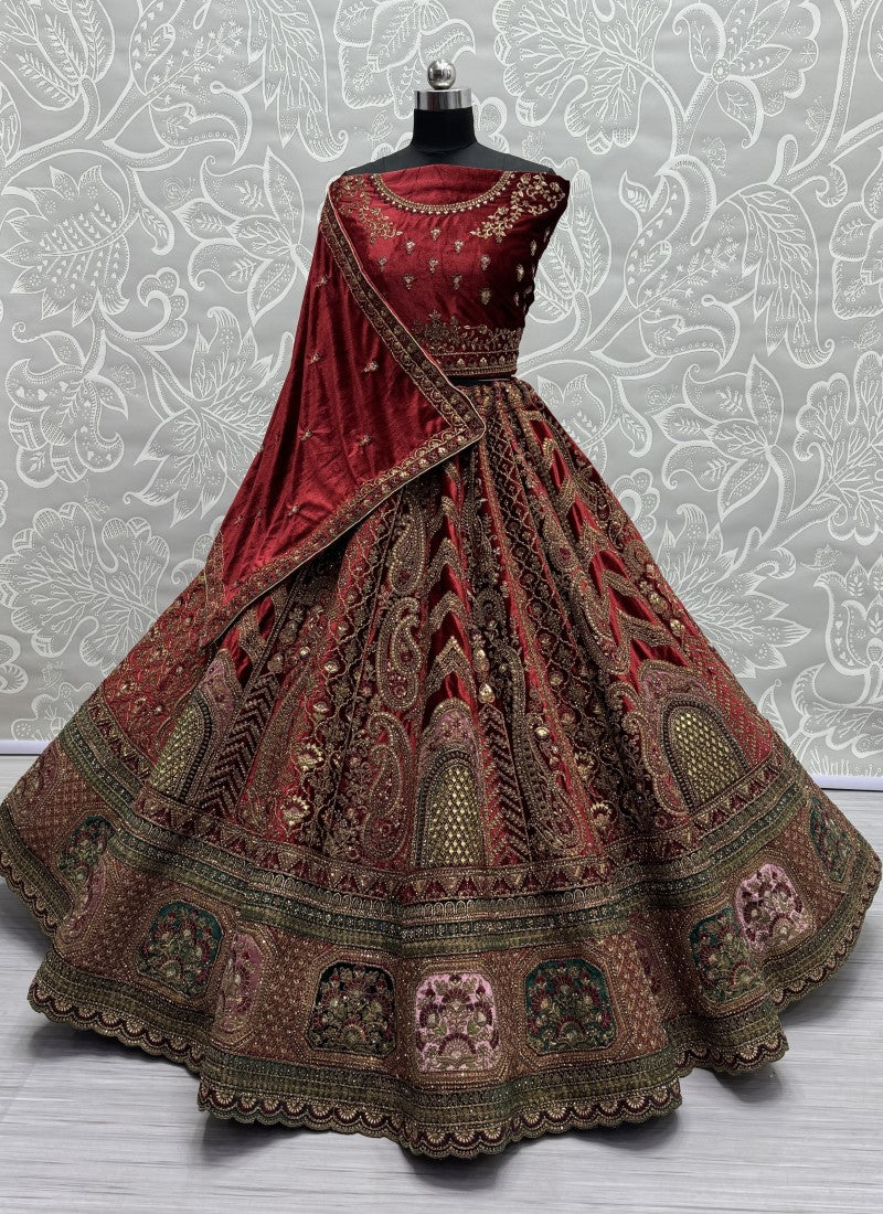 Hand mirror and sequin work on velvet Bridal Lehengacholi