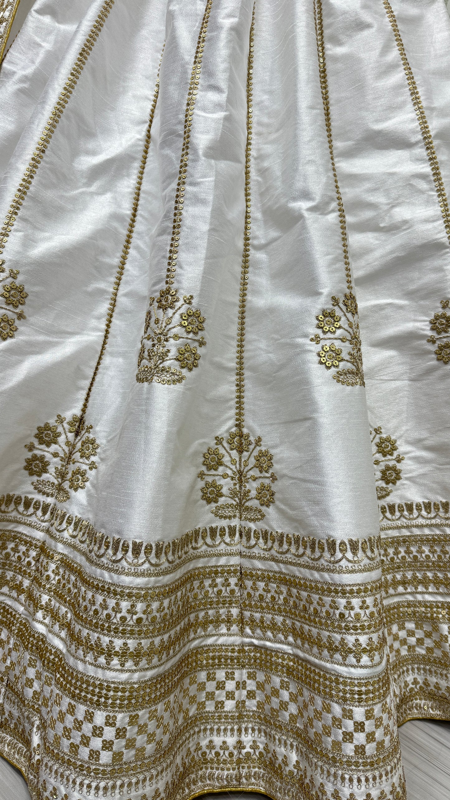 Pure Chinon Dupatta and Silk Crafted in metalic Sequins 9mm with zari Embroidery Flaired Partywear Lehengacholi