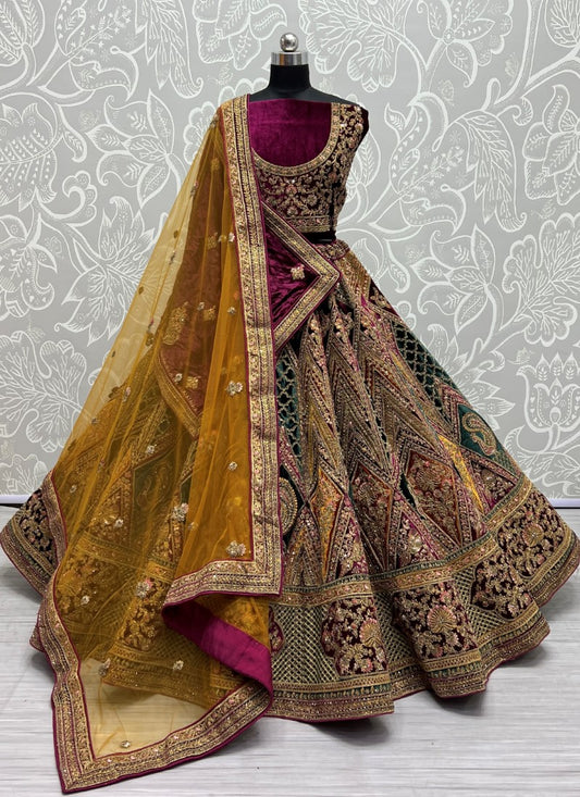 Fantastic Color Matching and Art of work on Bridal Lehengacholi