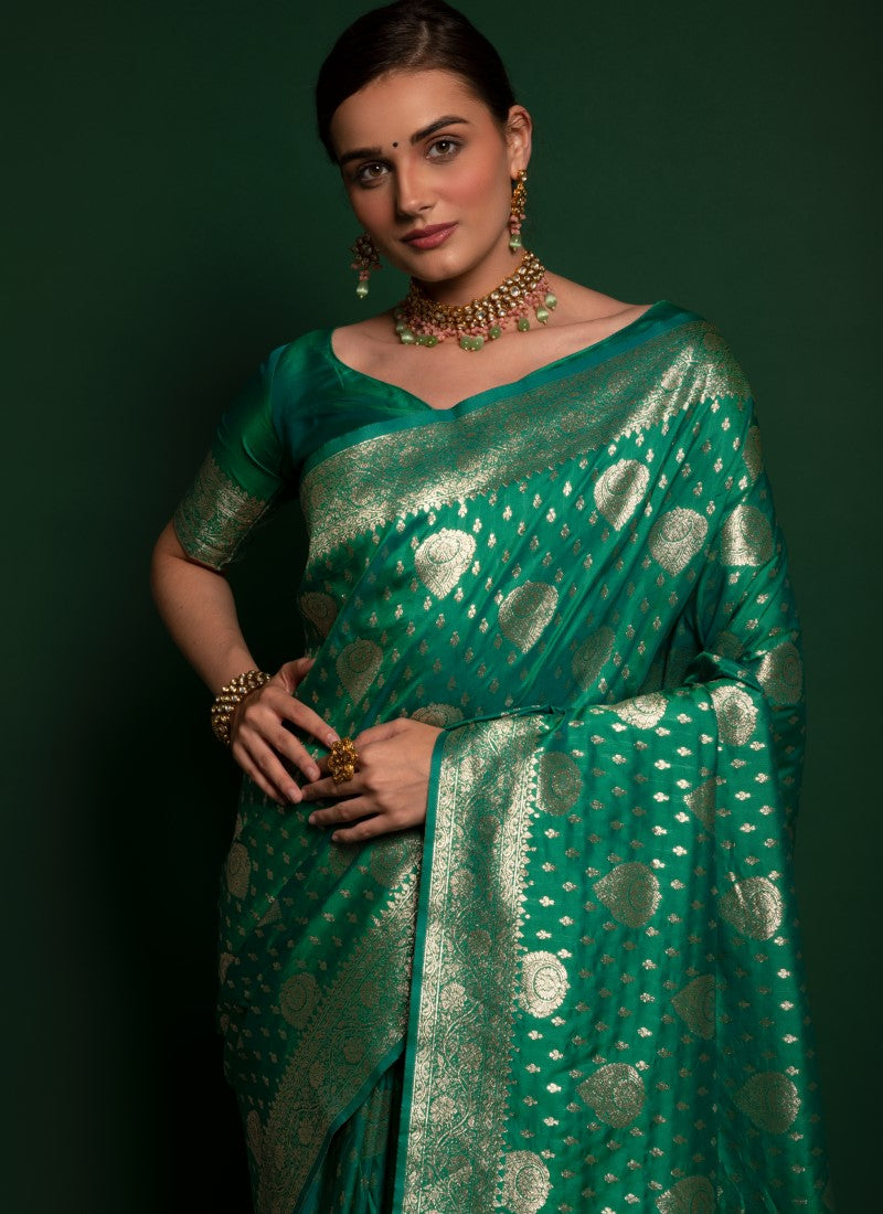 Silk Crafted with selected Zari and dhaga matching extra ordinary Silk Saree Green