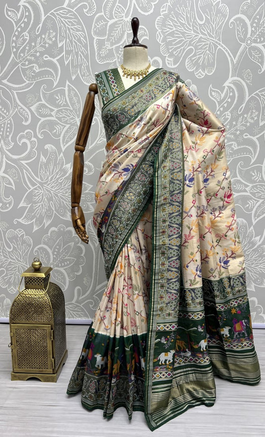 Pure Meena Silk and Dyed Silk Thread Crafted Authentic Patola Saree Green