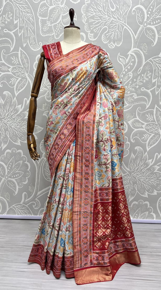 Pure Meena Silk and Dyed Silk Thread Crafted Authentic Patola Saree Red