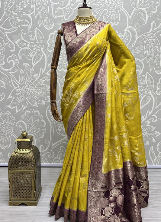 Yellow Elegant and Sophisticated made Silk Saree with Blouse