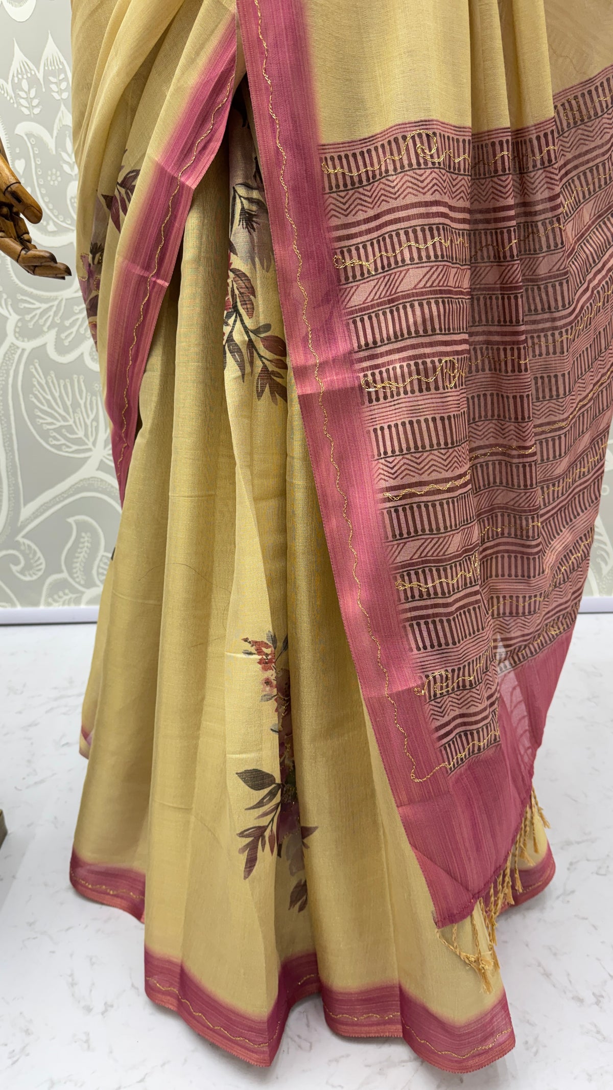 Floral Printed Virana Silk Designer Saree with Elegant Dori Work and Matching Blouse